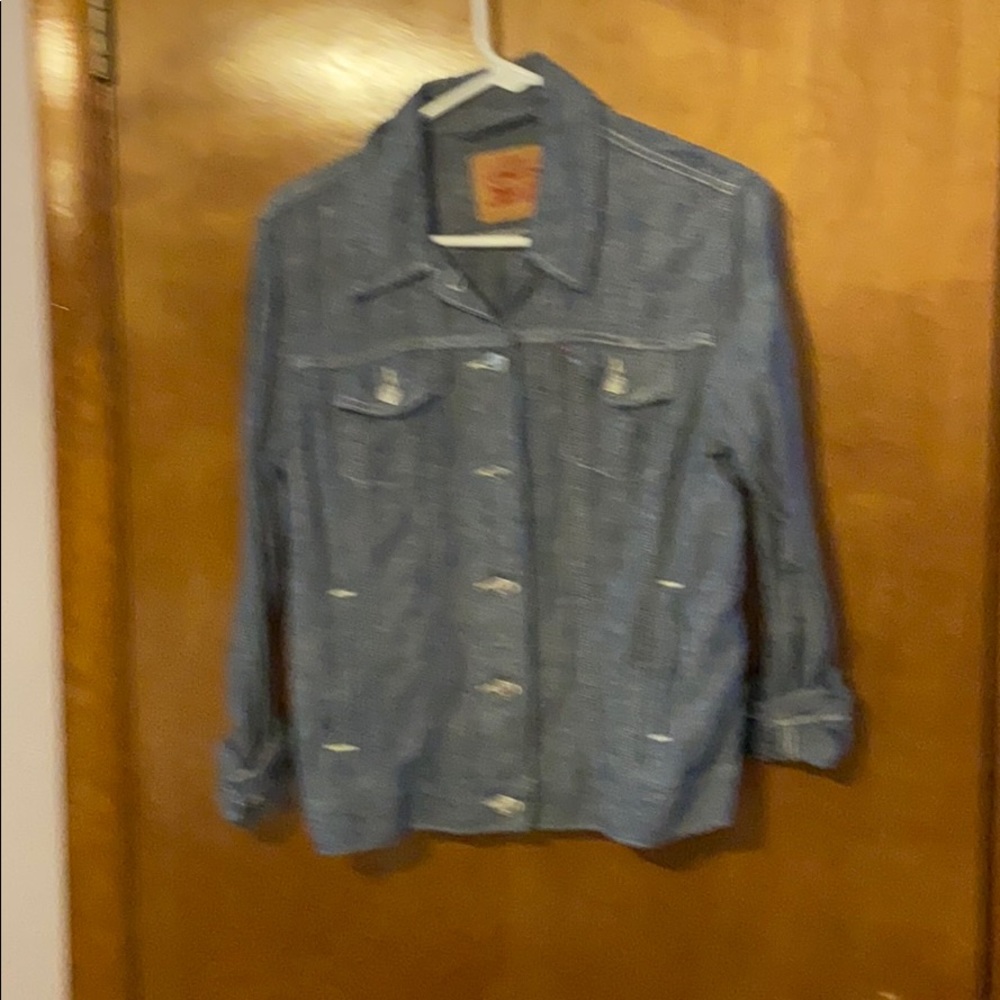 Light jean shirt